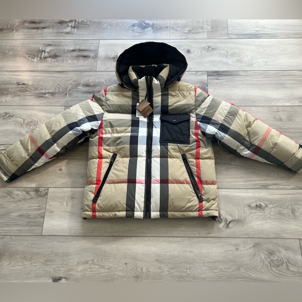 Burberry Man’s Reversible Down Jacket - Picture 14 of 16